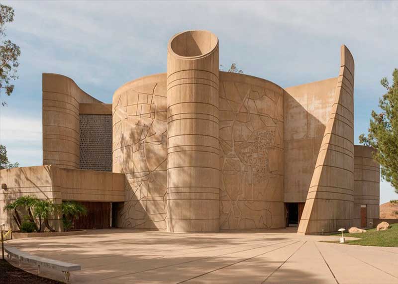 Edificio del Instituto Brandeis-Bardin utilizado como Centro de Mando en la serie.